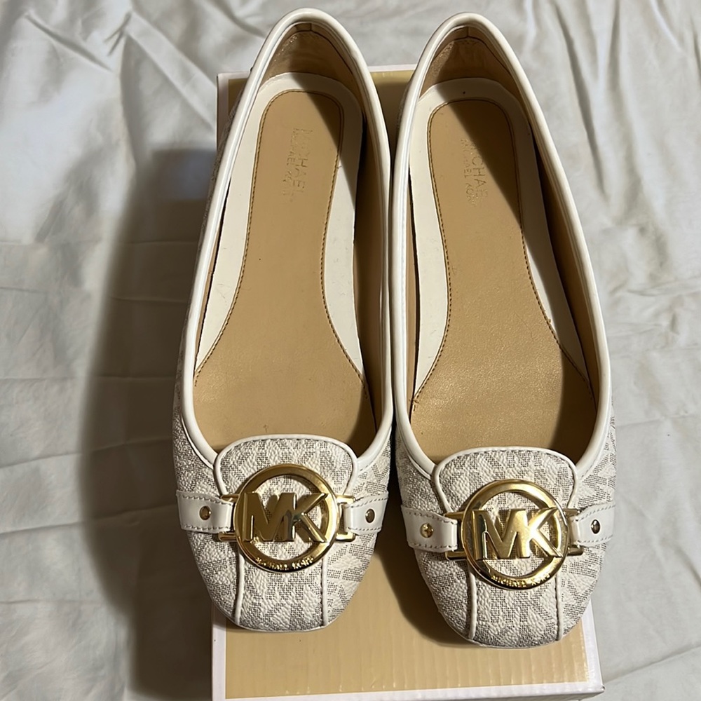 Michael Kors signature flats